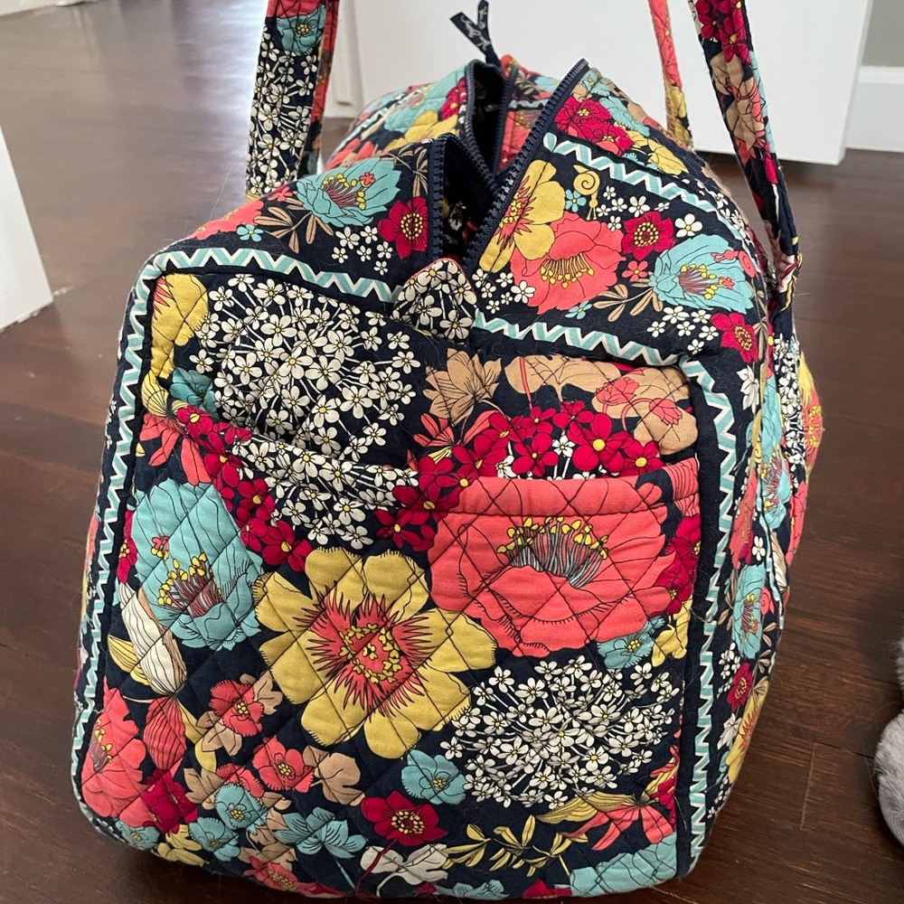Vera Bradley duffel bag